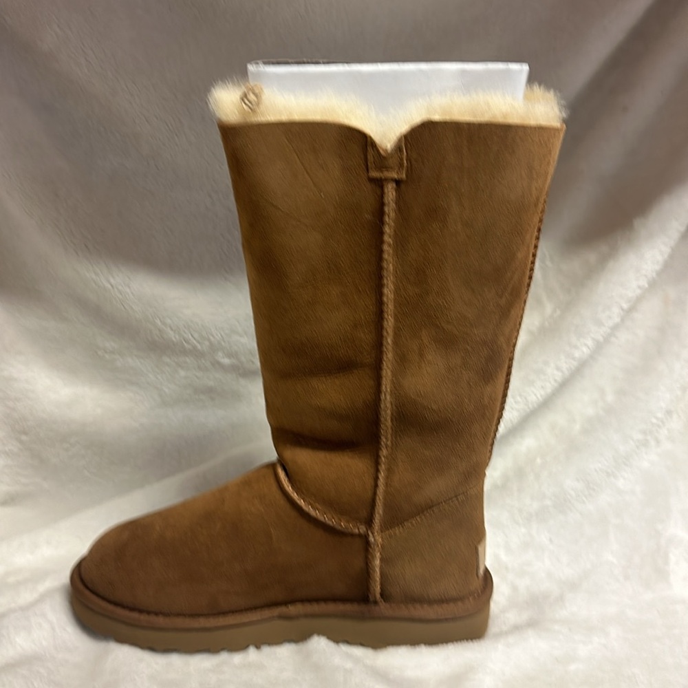 Ugg Bailey Button Triplett - Picture 4 of 13